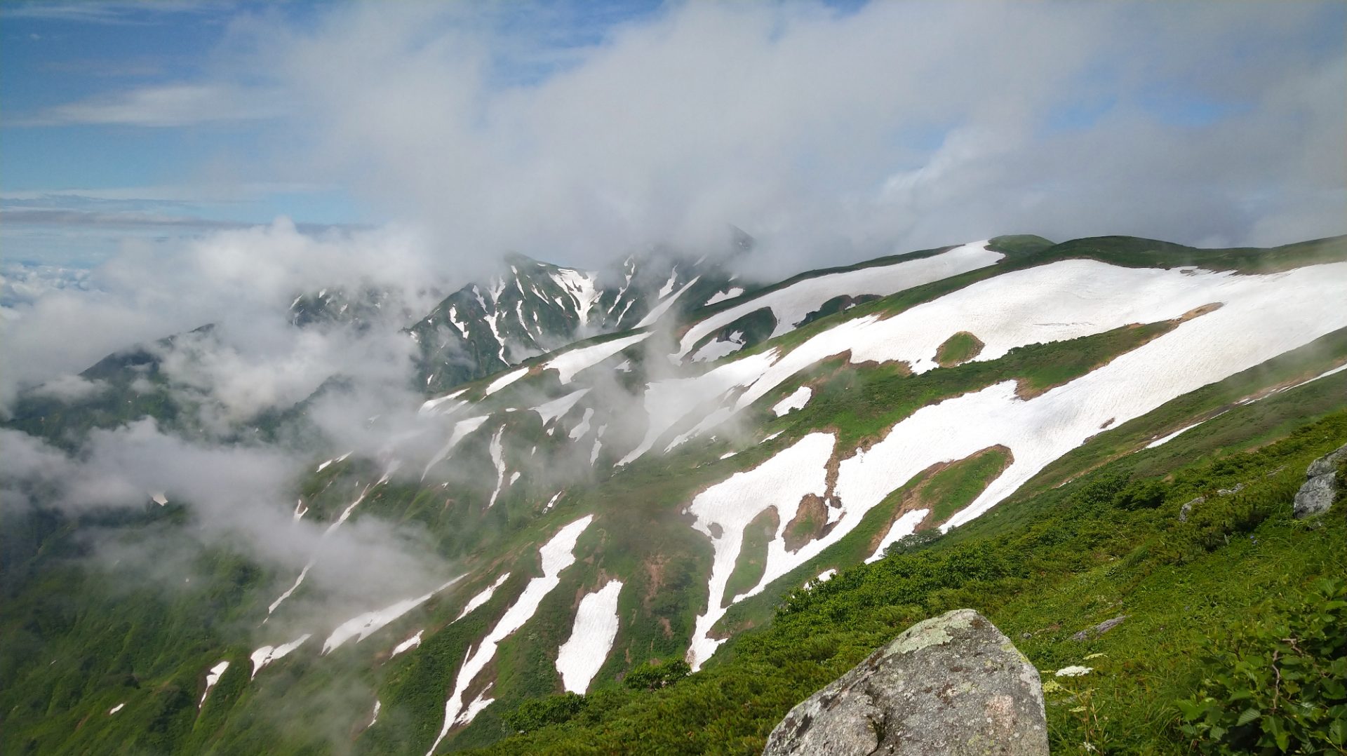 TOKYO HIKING メインビジュアル