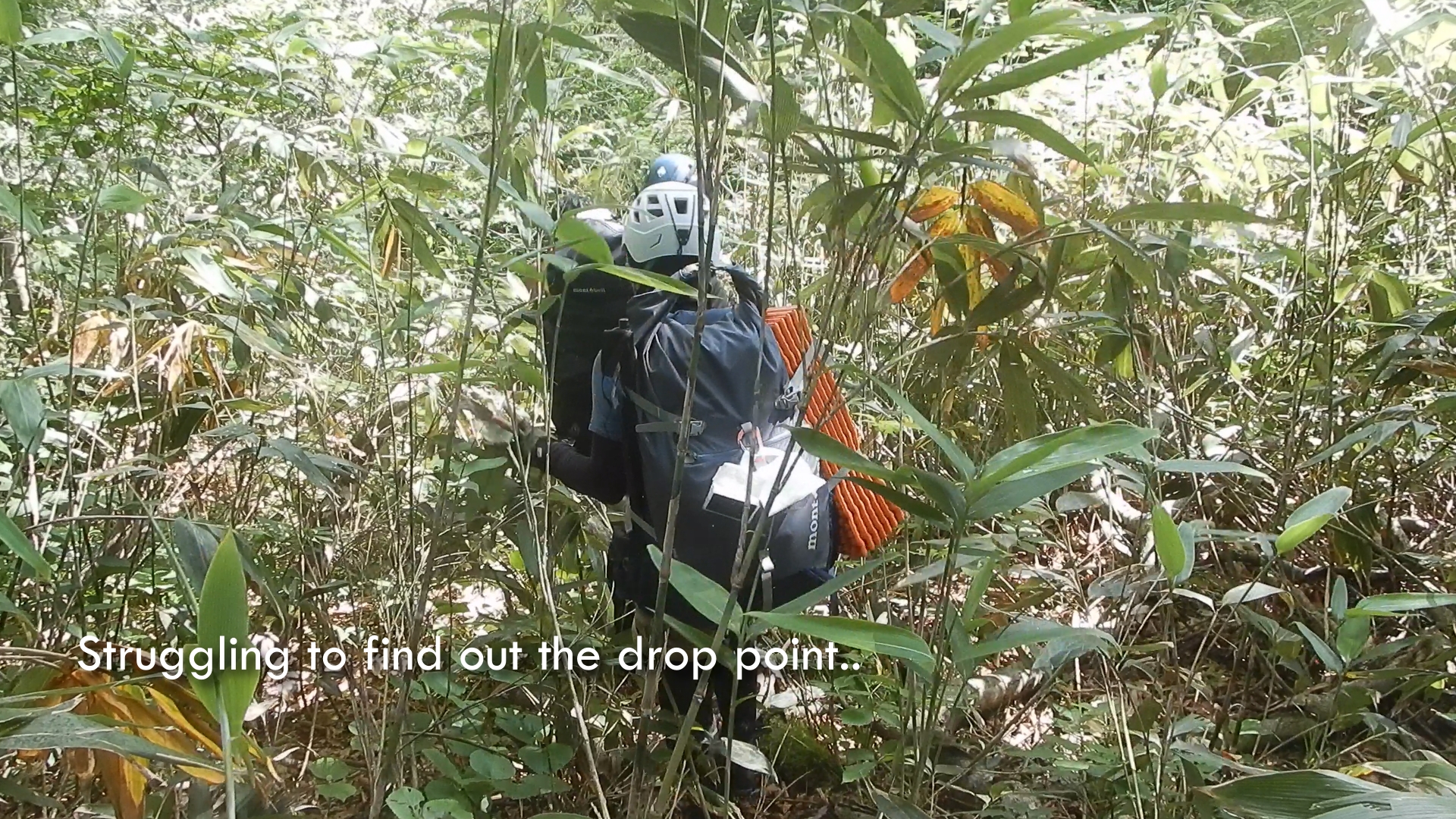 We approached the stream from the former Yunomata Onsen, now a ruin of an old hot‑spring facility, and climbed up to the ridge between Mt. Takamatsu and Mt. Torage. According to the hiking map, we expected a trail to be available, but it hadn’t been maintained for at least five years and was heavily overgrown. It took us more than twice the expected time to reach the drop‑in point for our target stream, the left tributary of the Akayumata. Because of that delay, we had already given up on reaching Mt. Torage the next day and had to start thinking about a Plan B to get out of the wilderness. 02